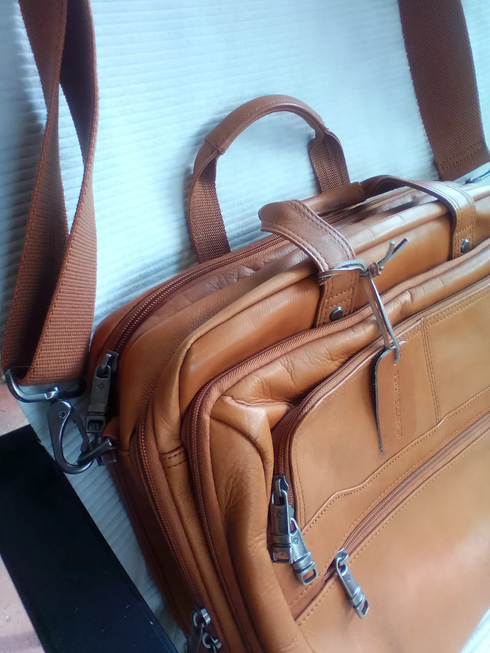 SAMSONITE COLUMBIAN LEATHER BRIEFCASE CARRY ON LUGGAGE MESSENGER BAG